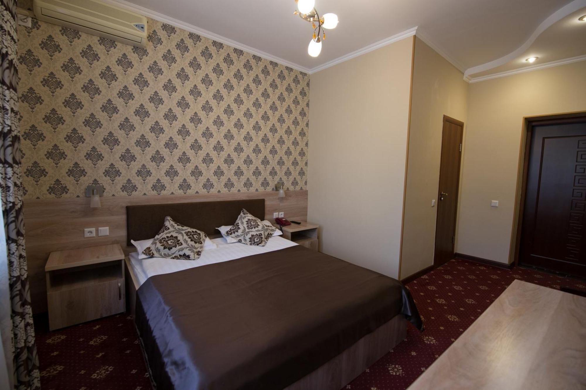 Renion Zyliha Hotel Almatý Habitación foto