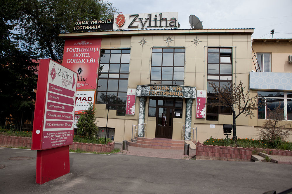 Renion Zyliha Hotel Almatý Exterior foto